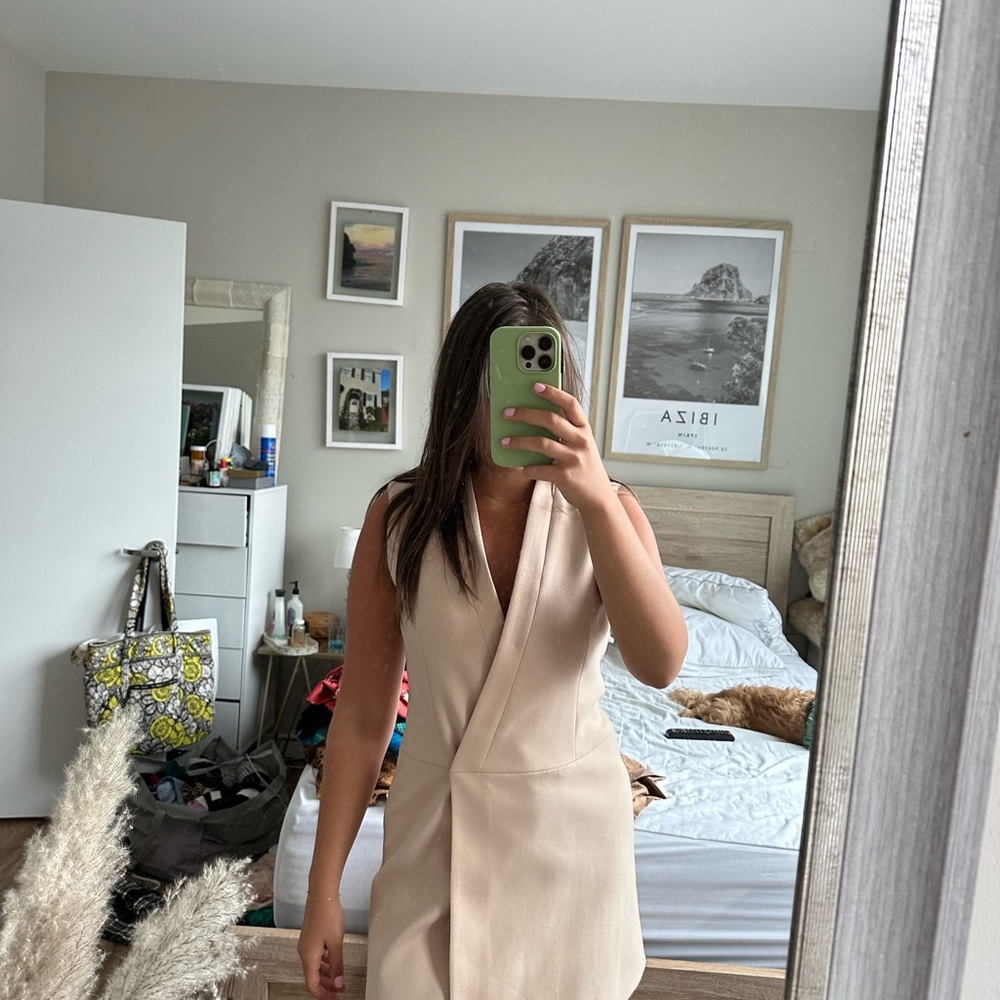 BCBG DRESS - Picture 2 of 2